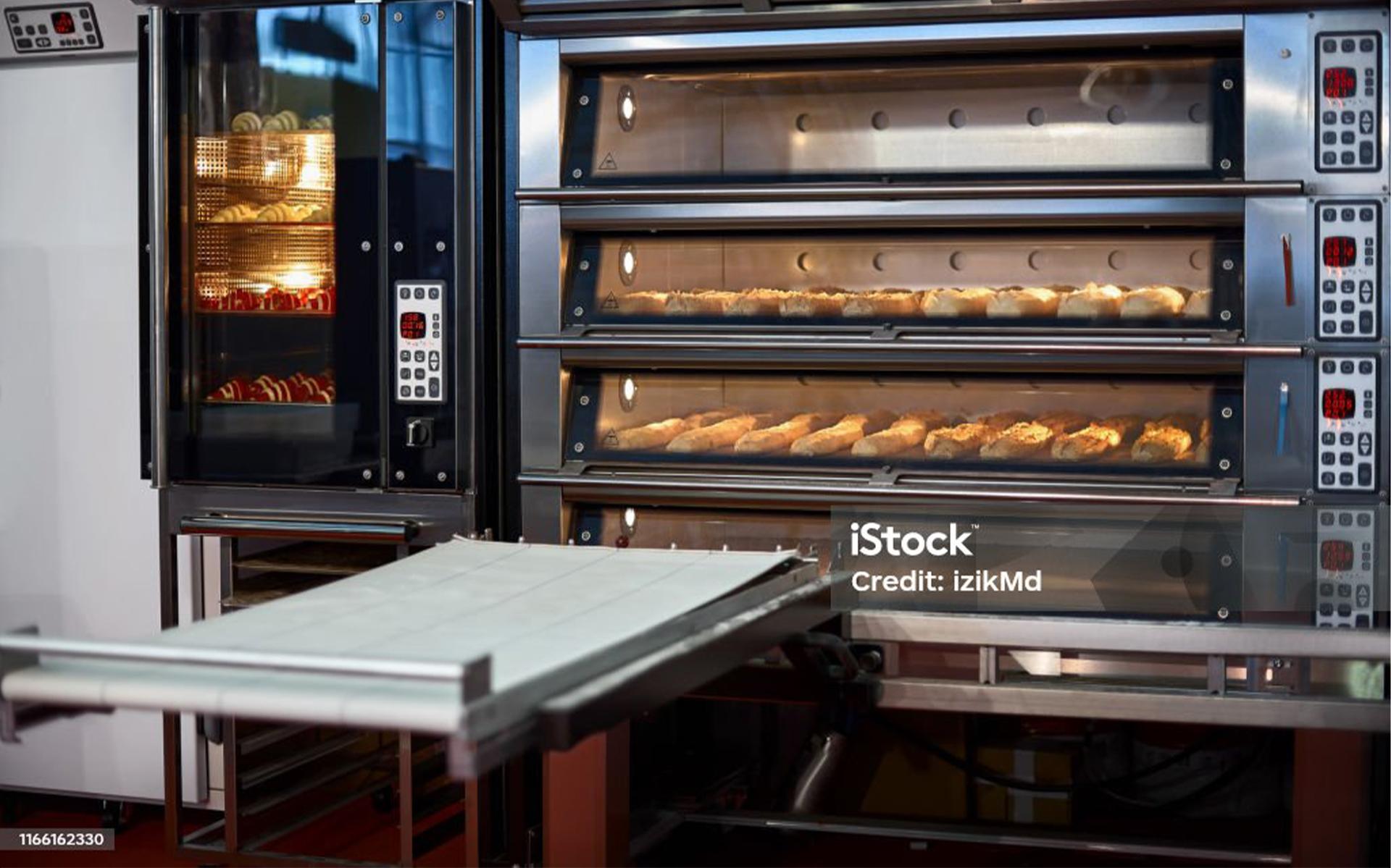 Commercial oven